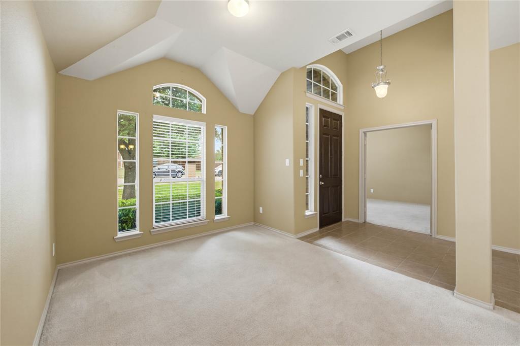 11 Beechcreek Drive Property Photo 3