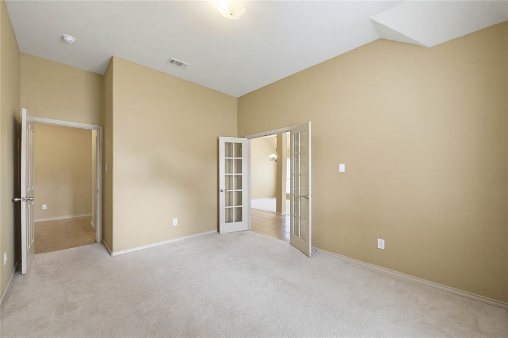 11 Beechcreek Drive Property Photo 4