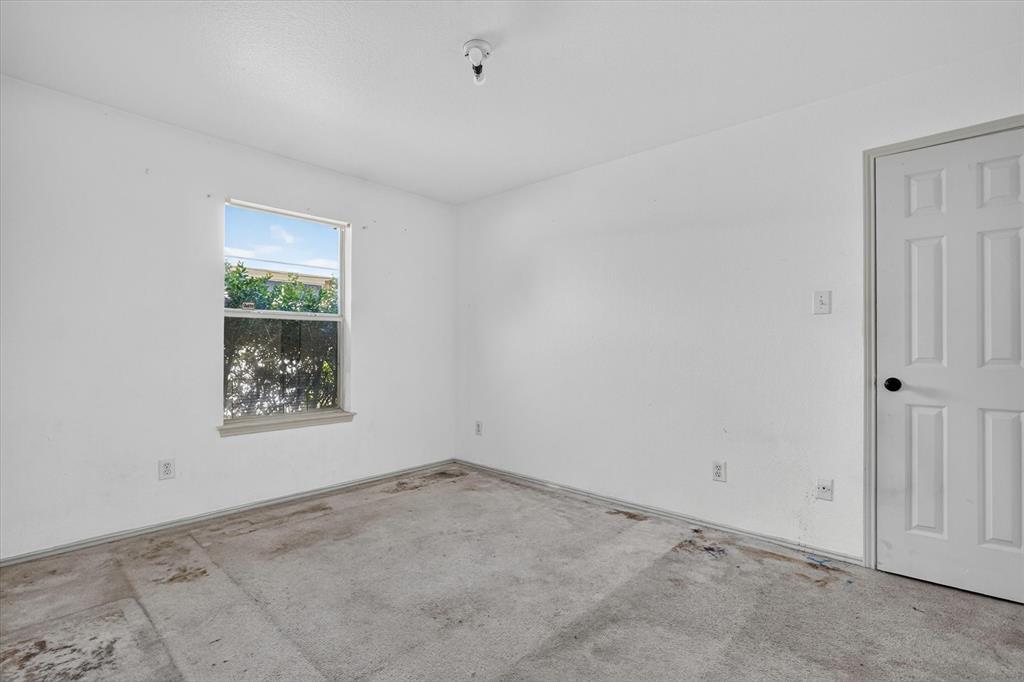 1414 Aviary Drive Property Photo 8