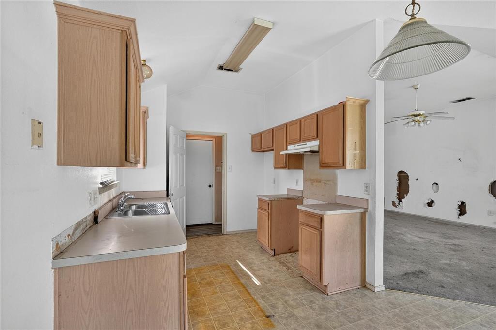 1414 Aviary Drive Property Photo 16