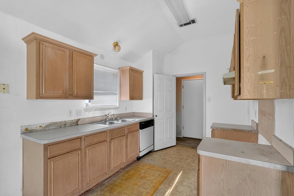 1414 Aviary Drive Property Photo 17