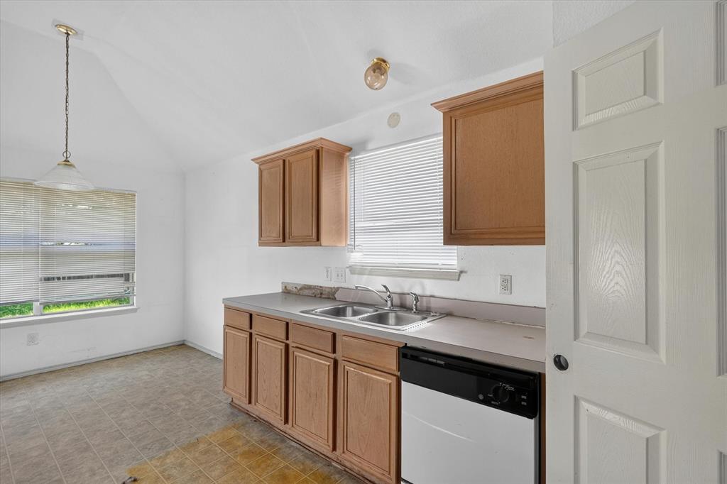 1414 Aviary Drive Property Photo 18
