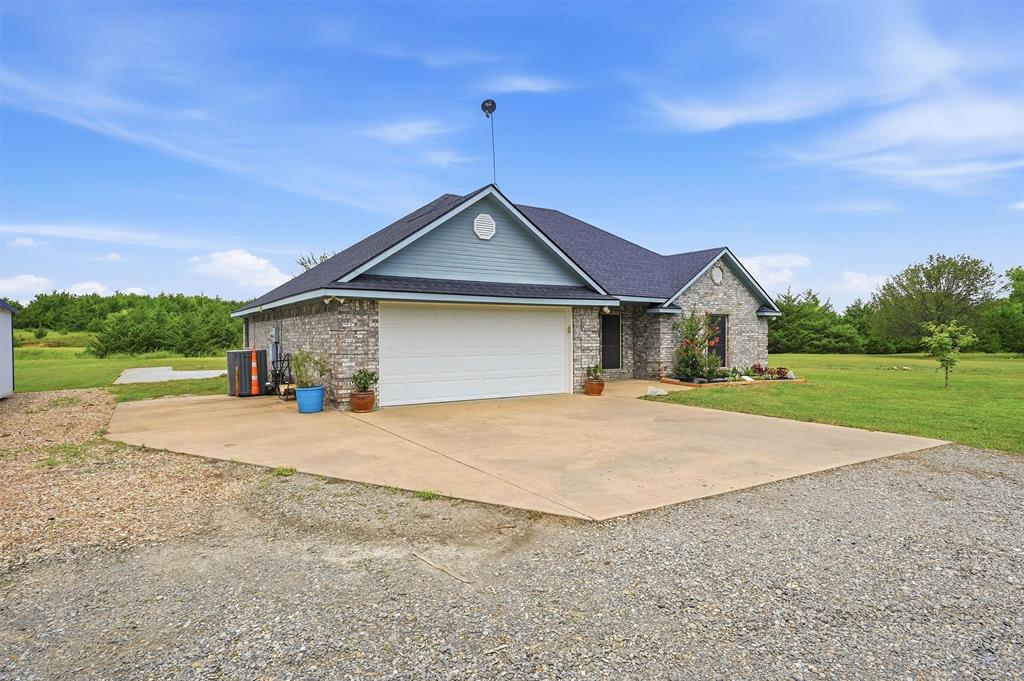 2227 County Road 2909 Property Photo 12