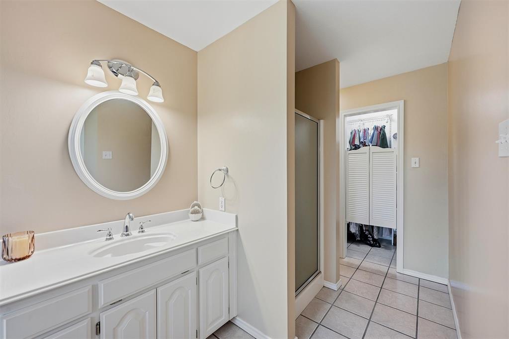 2227 County Road 2909 Property Photo 28
