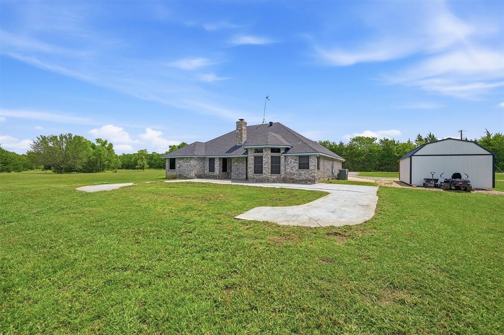 2227 County Road 2909 Property Photo 38