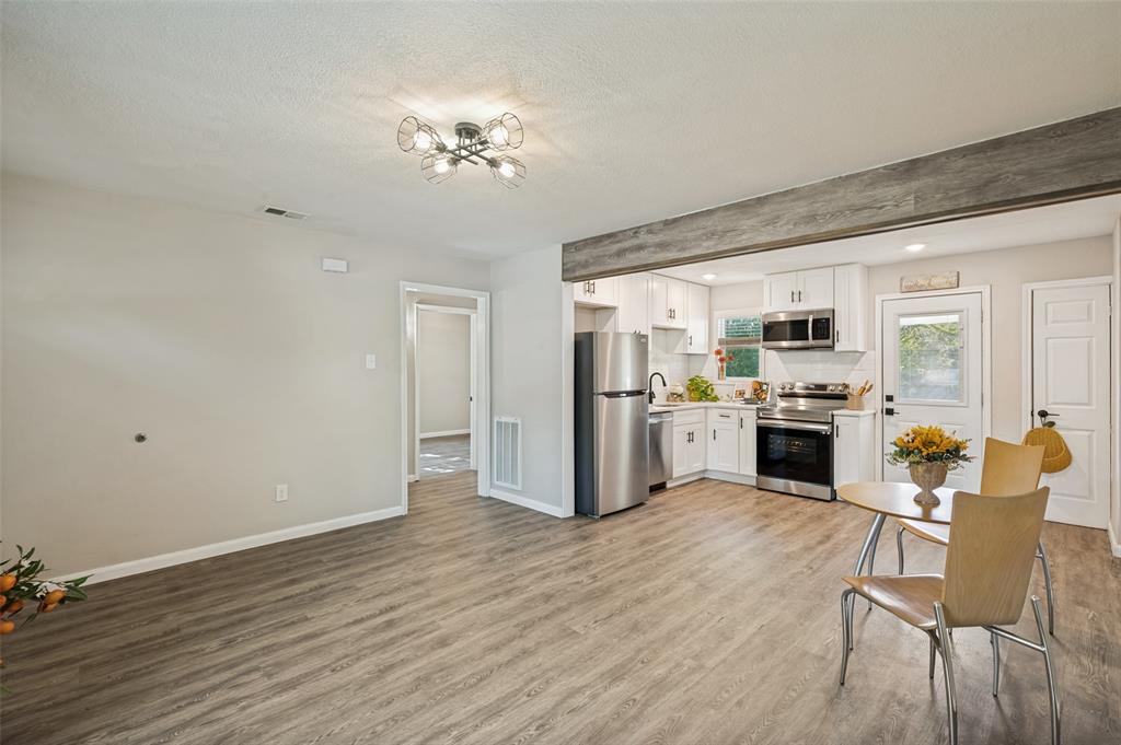 1608 Wayne Street Property Photo 2