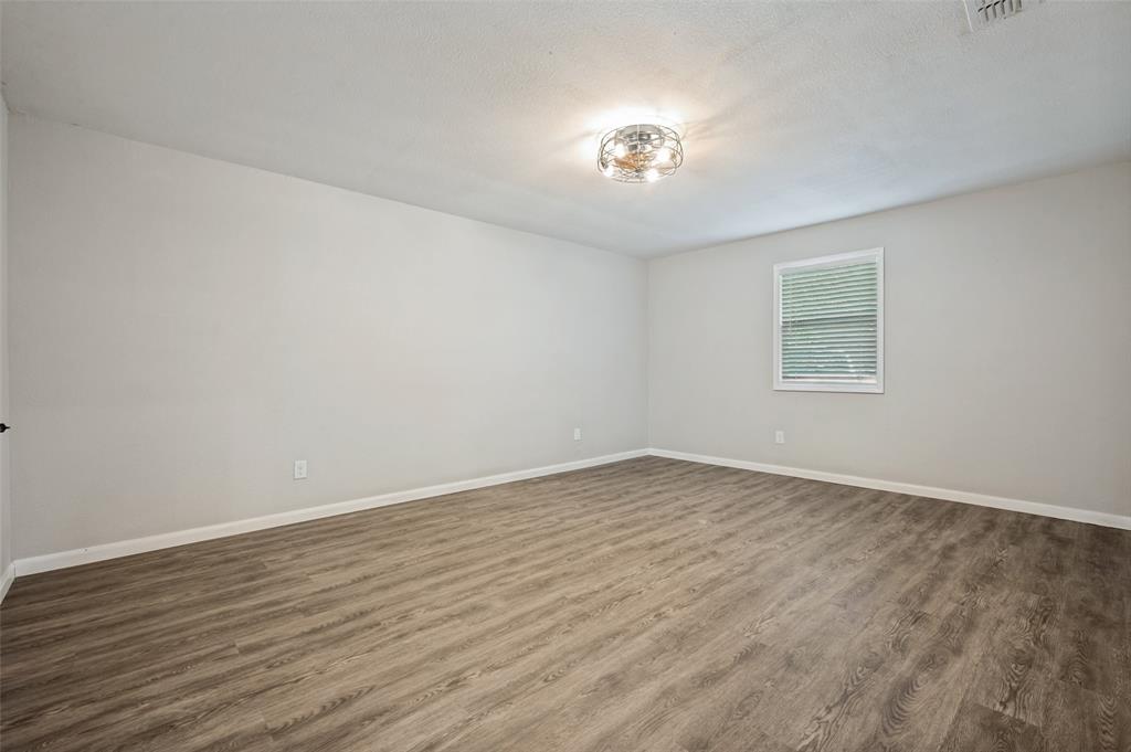 1608 Wayne Street Property Photo 6