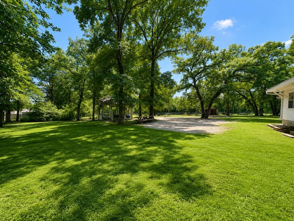 7761 Fm 2494 Property Photo 3