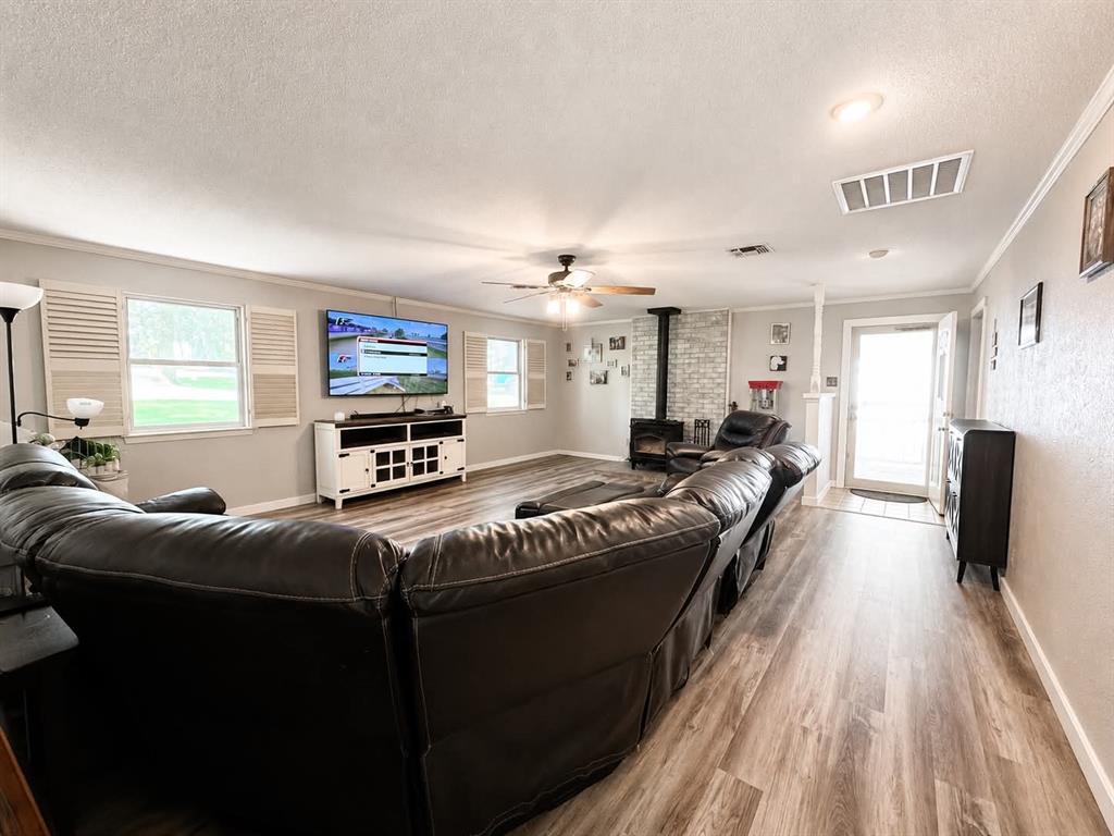 7761 Fm 2494 Property Photo 11