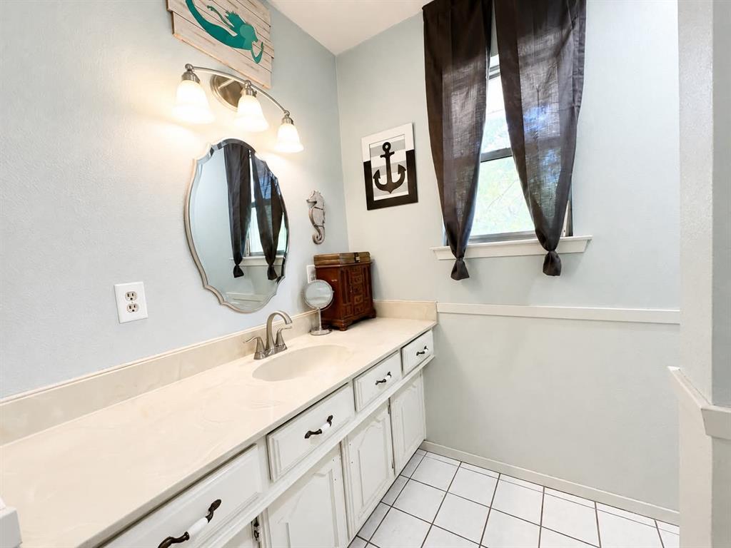 7761 Fm 2494 Property Photo 18