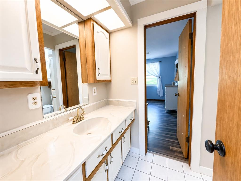 7761 Fm 2494 Property Photo 24