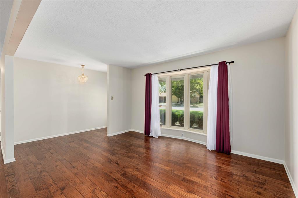 4304 9th Street Property Photo 10