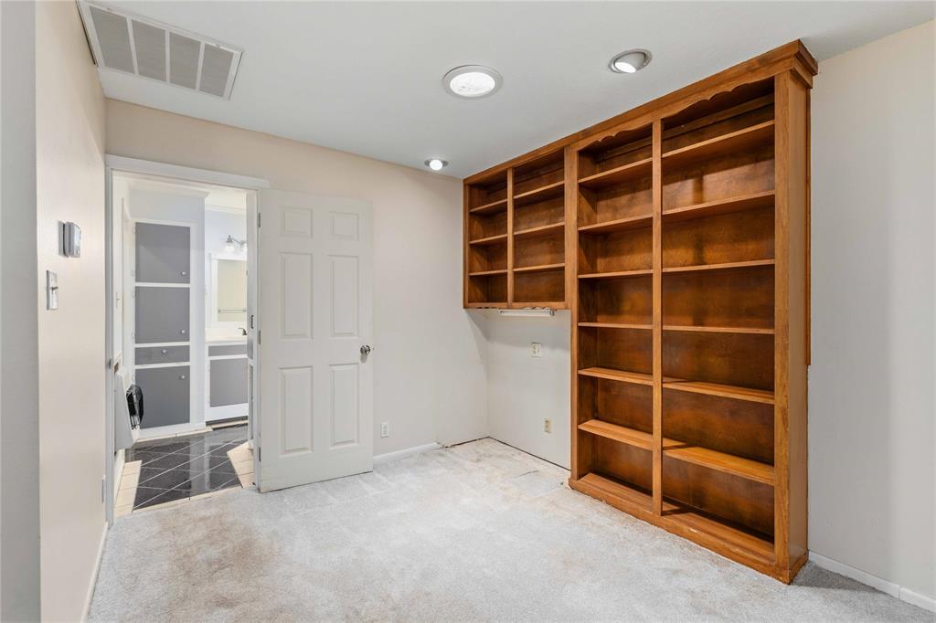 4304 9th Street Property Photo 19
