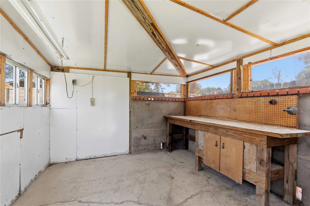 4304 9th Street Property Photo 26