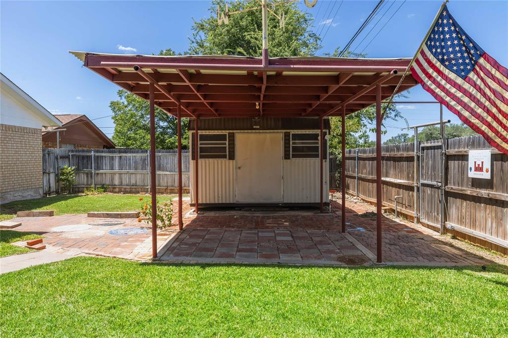 4304 9th Street Property Photo 33