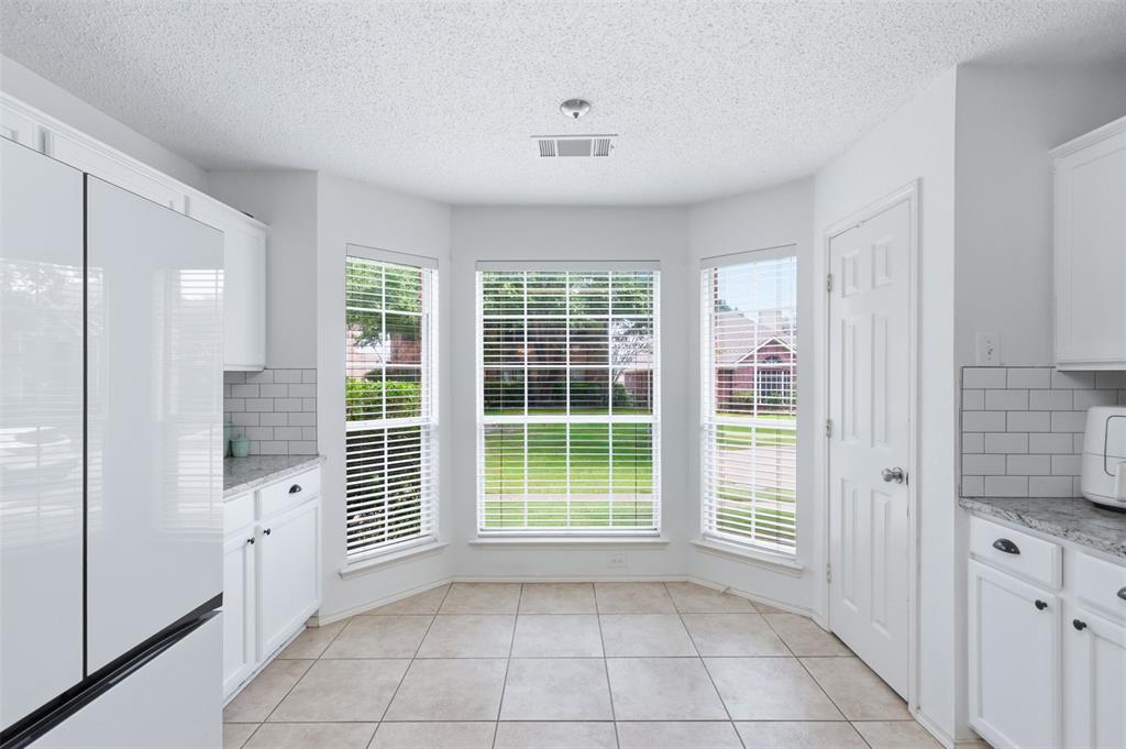 4431 Santa Fe Lane Property Photo 4