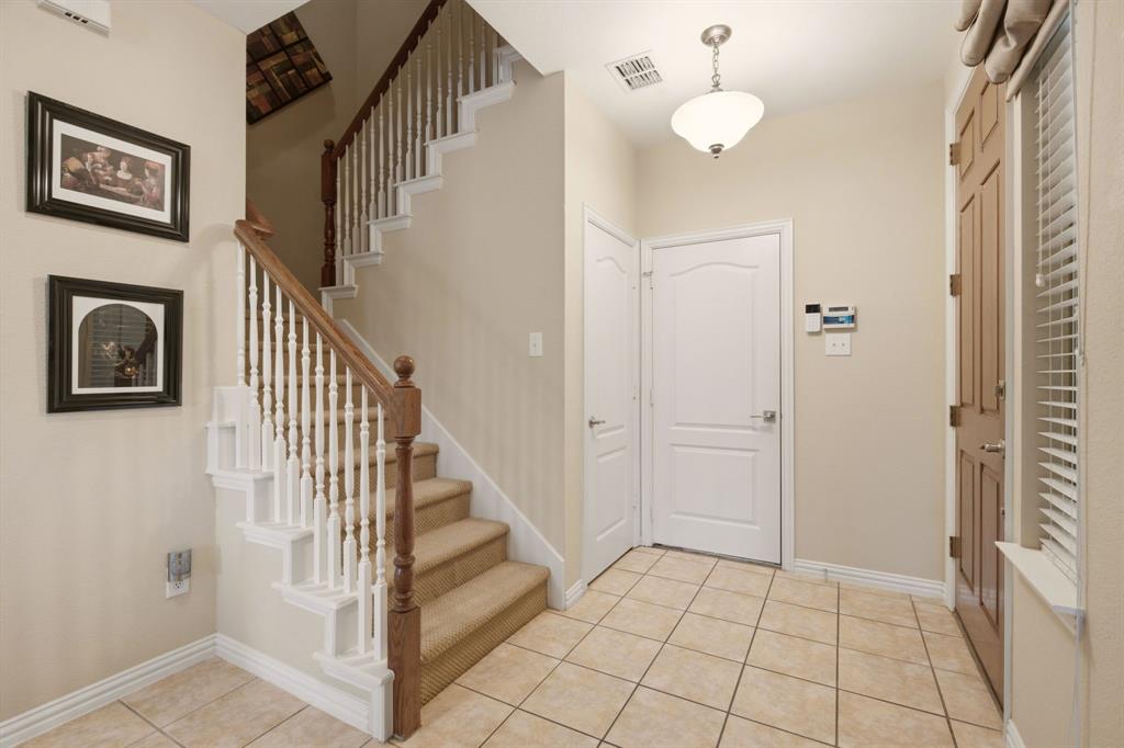 703 Chestnut Hill Drive Property Photo 17