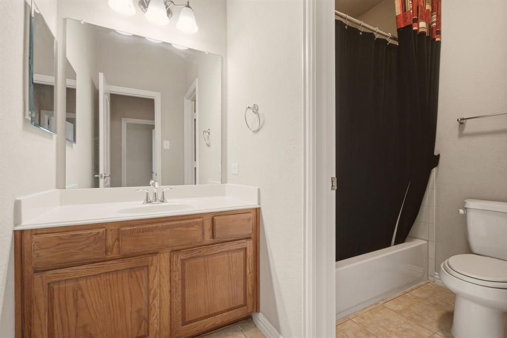 703 Chestnut Hill Drive Property Photo 25