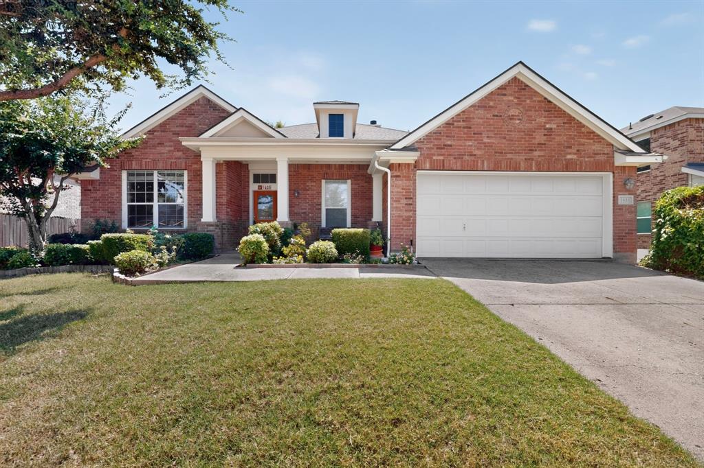 1635 Luckenbach Drive Property Photo 1