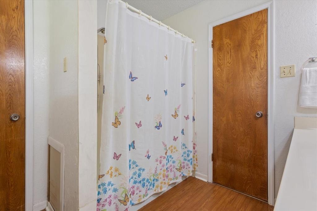 108 Towne West Drive Property Photo 16