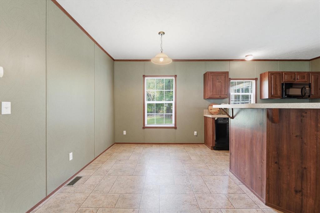 4258 Highway 164 Property Photo 9