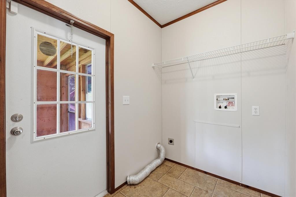 4258 Highway 164 Property Photo 10