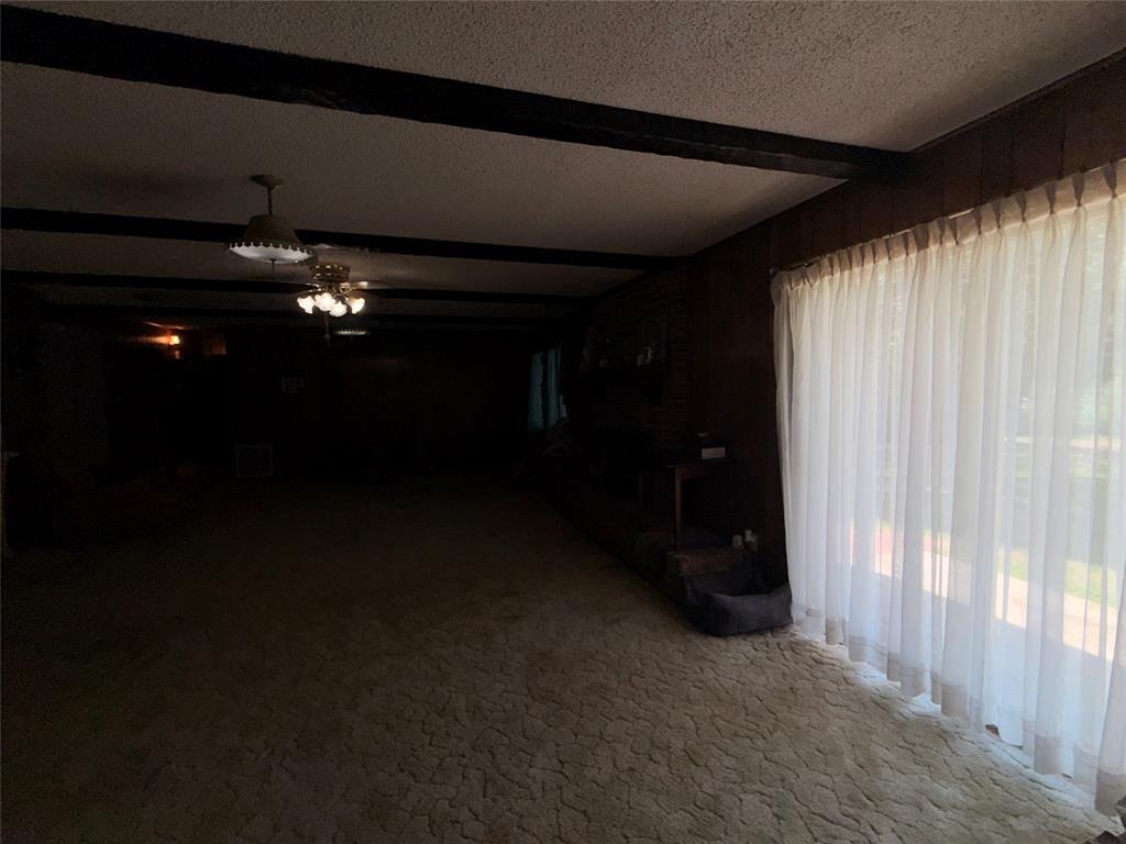 1634 Binning Road Property Photo 5
