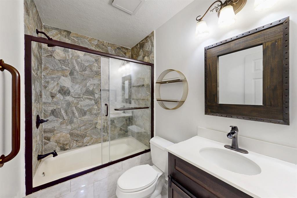 1817 Laura Lane Property Photo 18