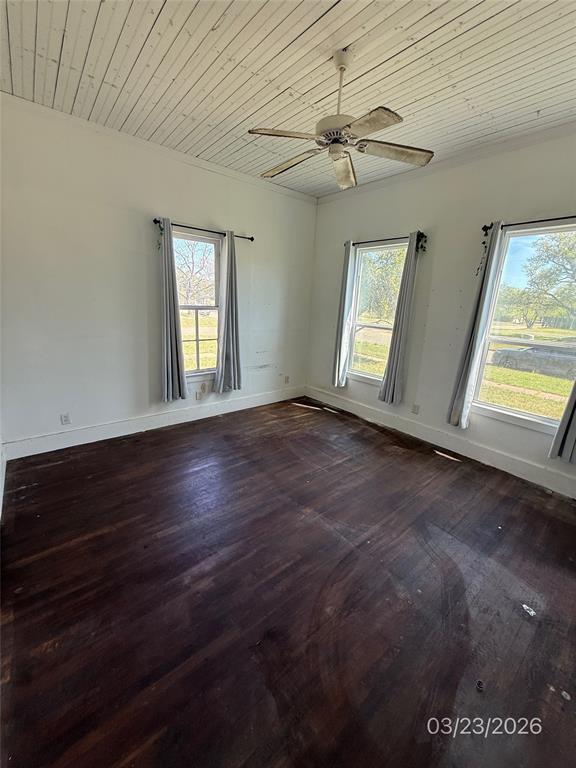 507 E Logan Street Property Photo 6
