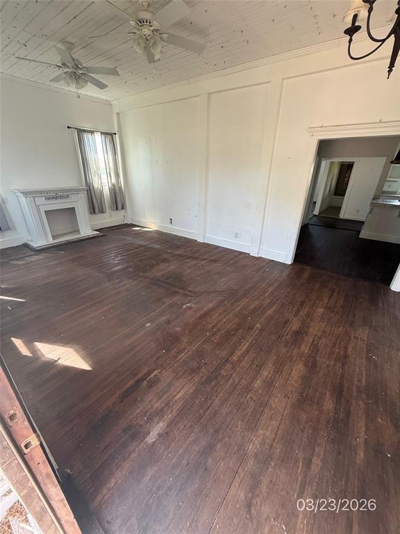 507 E Logan Street Property Photo 10