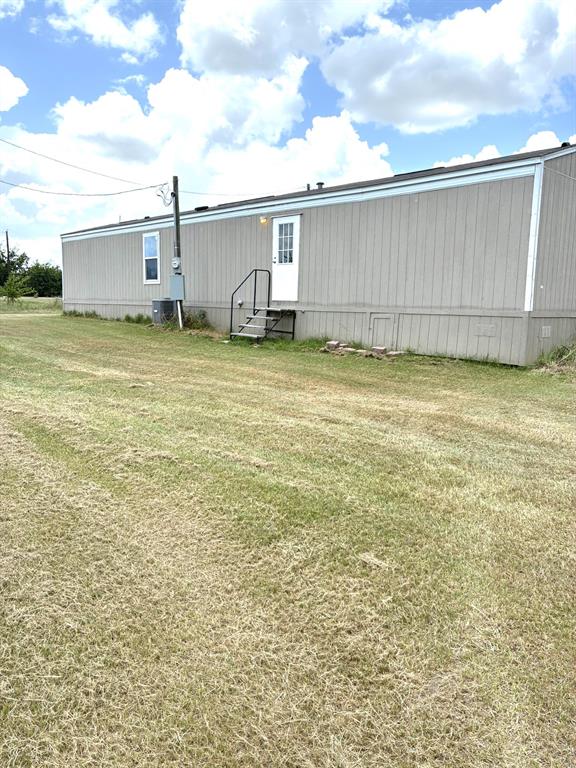 5450 County Road 237a Property Photo 2