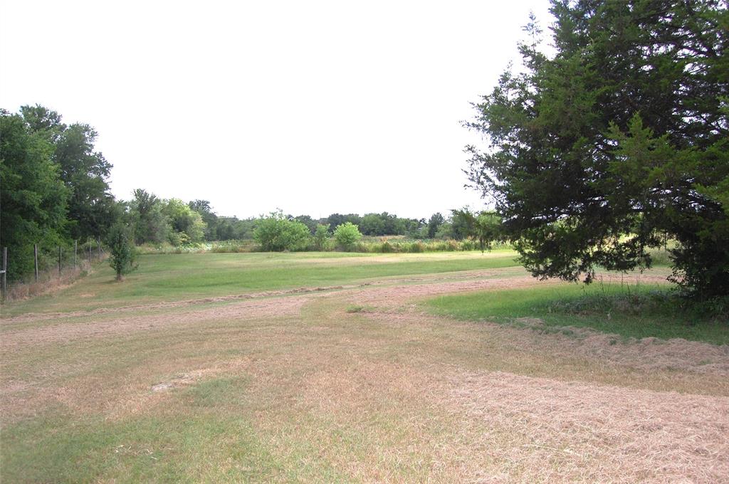 5450 County Road 237a Property Photo 4