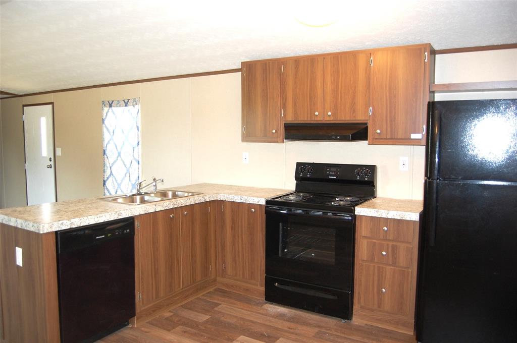 5450 County Road 237a Property Photo 9