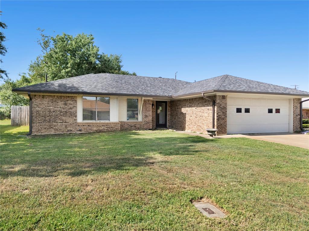 2703 Regal Drive Property Photo 1