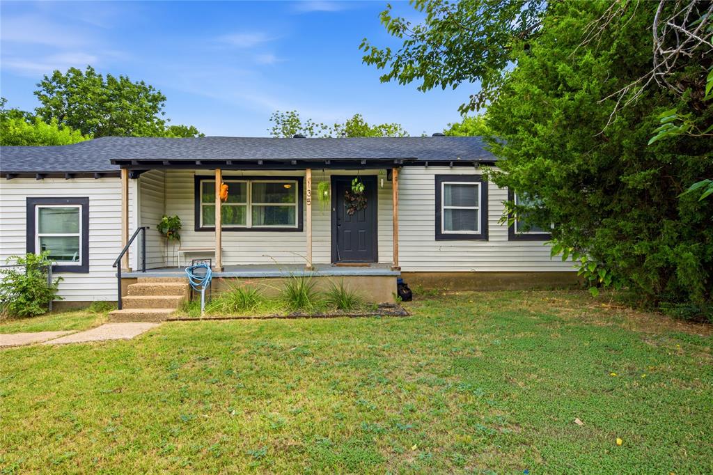 135 Mannington Drive Property Photo 1