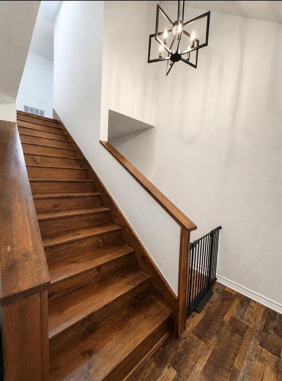 519 Clearwater Road Property Photo 8