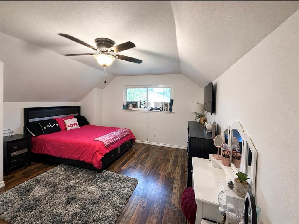 519 Clearwater Road Property Photo 12