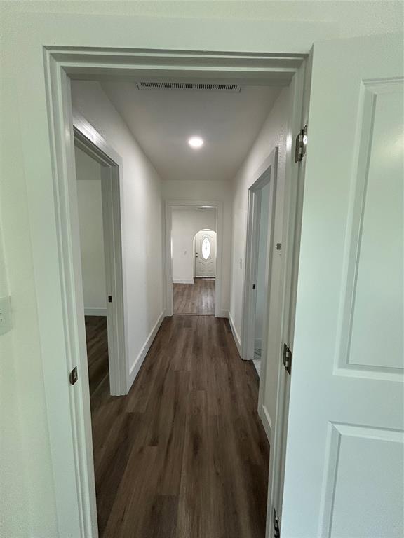 600 E Robert Street Property Photo 8