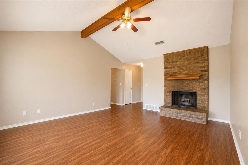 7724 Pebblebrook Drive Property Photo 6