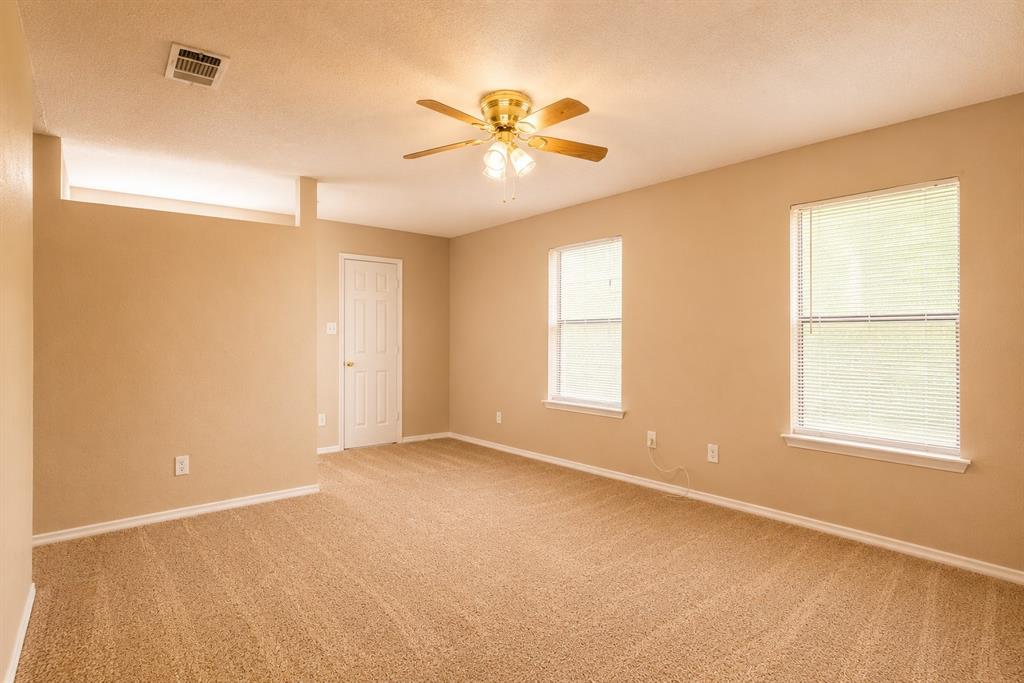 7724 Pebblebrook Drive Property Photo 14
