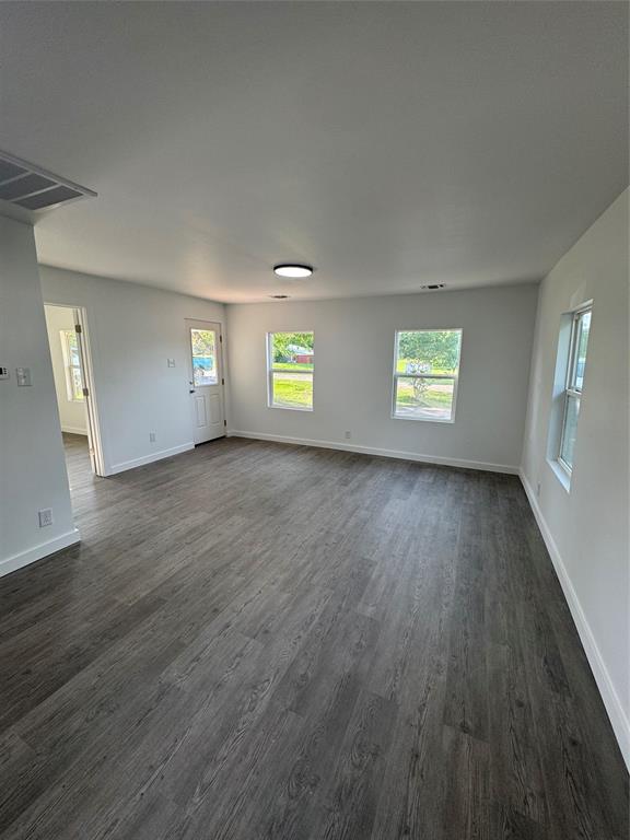 606 W Wolfe Street Property Photo 5