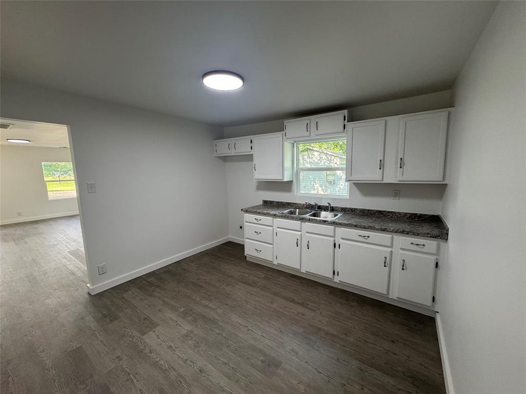 606 W Wolfe Street Property Photo 7