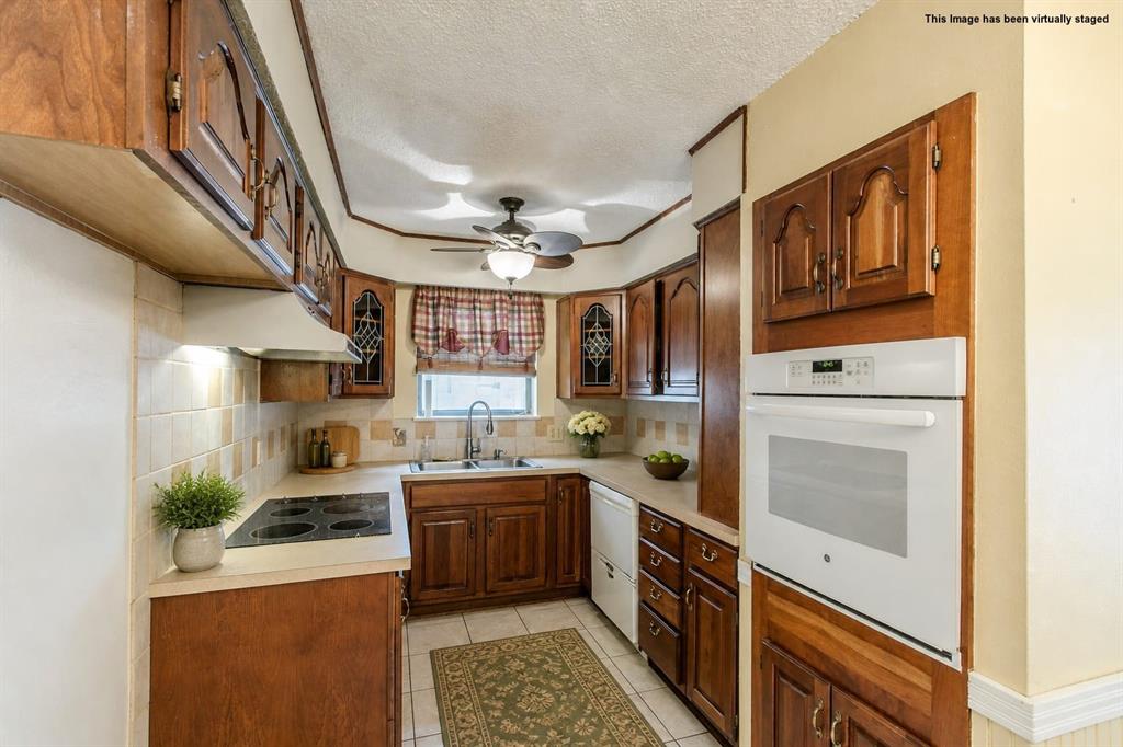 3029 Esters Court Property Photo 1
