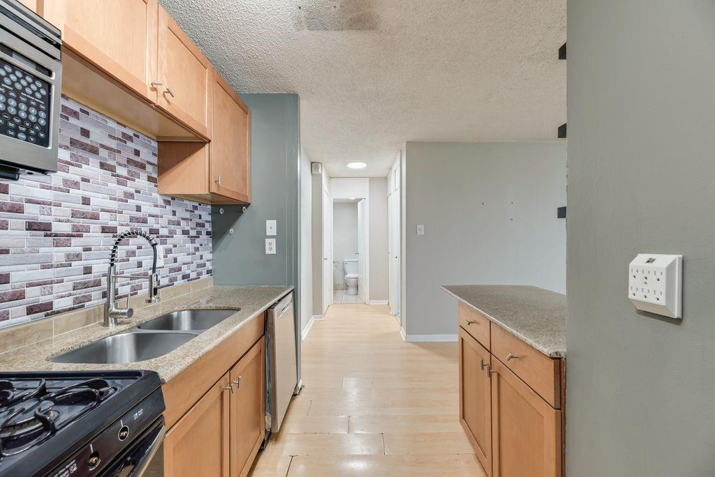 3883 Turtle Creek Boulevard 1408 Property Photo 5
