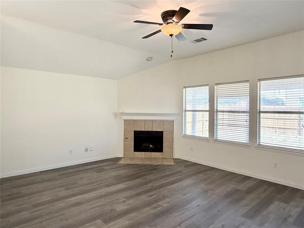 211 Parakeet Drive Property Photo 2