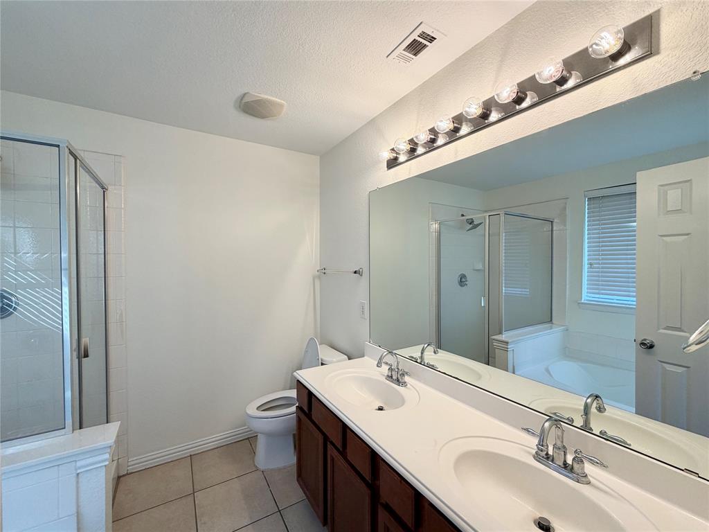 211 Parakeet Drive Property Photo 10