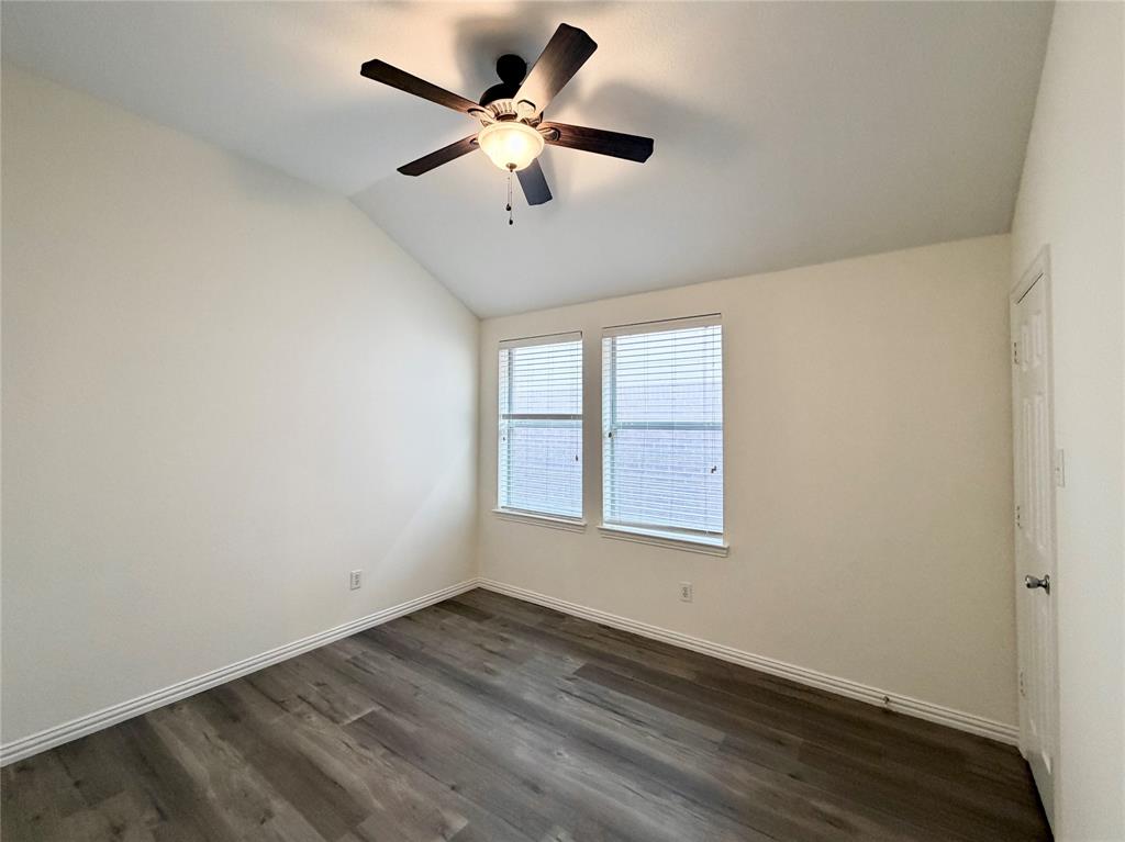 211 Parakeet Drive Property Photo 11