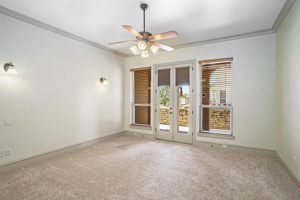 7713 Lakeview Circle Property Photo 12