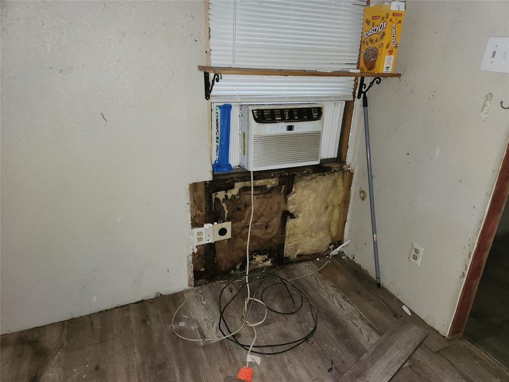94 Private Road 52001 Property Photo 11