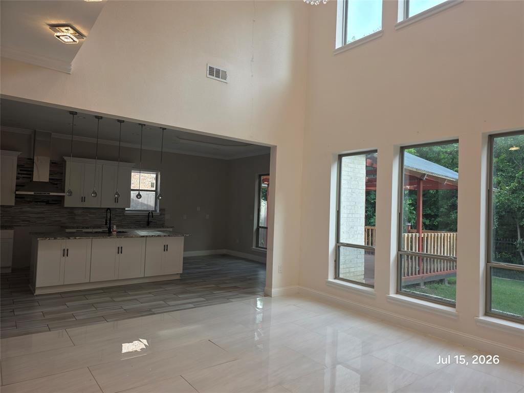 805 Norton Drive Property Photo 6